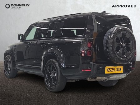 2025 Land Rover Defender - photo 2