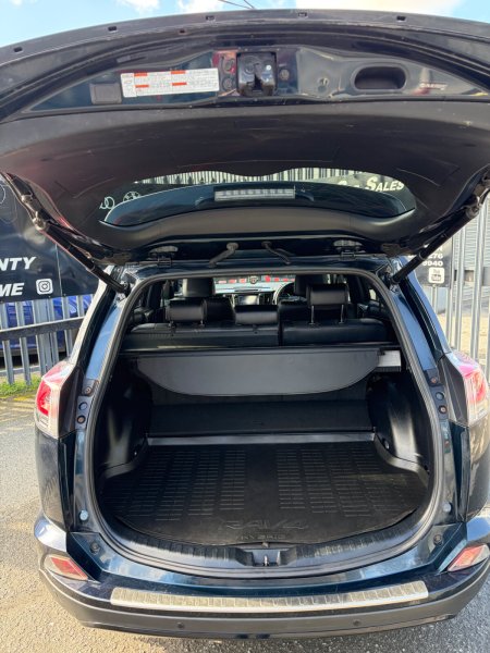 2018 Toyota RAV4 - photo 19