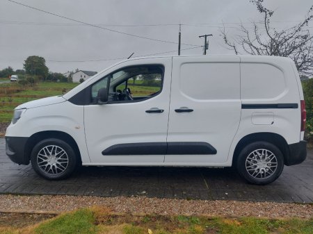 2020 Opel Combo - photo 18