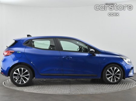 2023 Renault Clio - photo 2