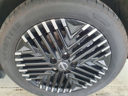 2024 Nissan Leaf - photo 13