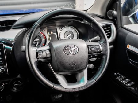2021 Toyota Hilux - photo 8