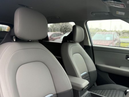 2027 Kia Seltos - photo 8