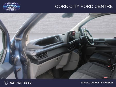 2025 Ford Transit Custom - photo 10