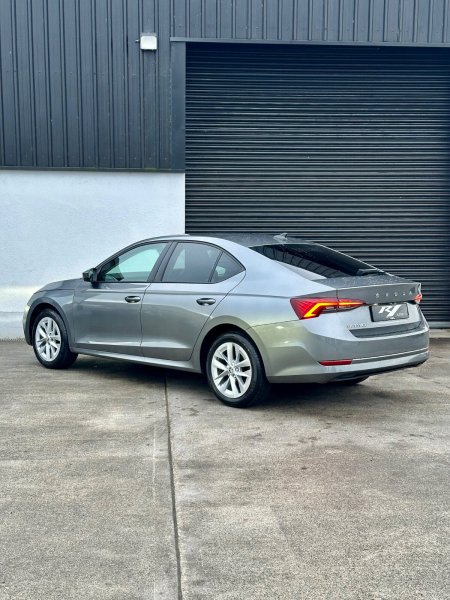 2024 Skoda Octavia - photo 4