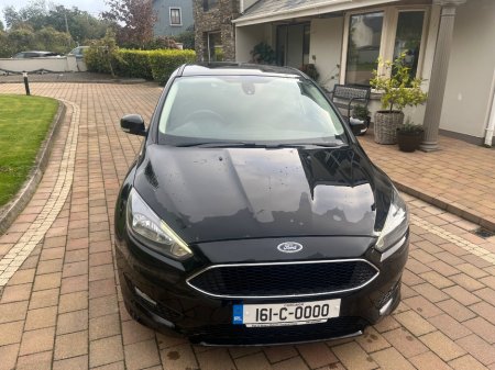 2016 Ford Focus - photo 2