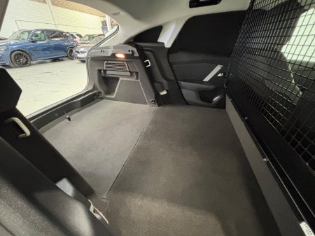2022 Volkswagen Golf - photo 14