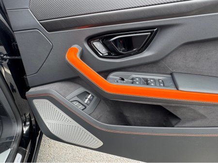 2025 Lamborghini Urus - photo 17