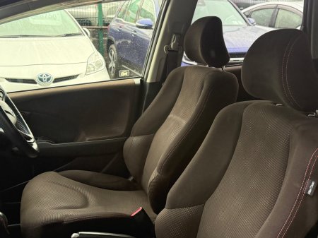 2013 Honda Fit - photo 12