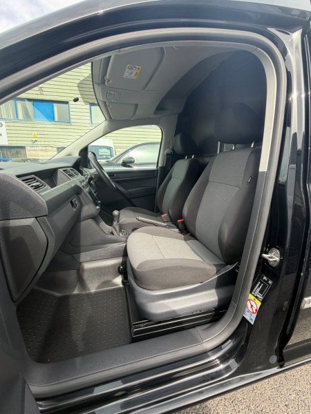 2020 Volkswagen Caddy - photo 14
