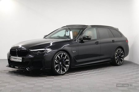 2023 BMW 5-Series - photo 4