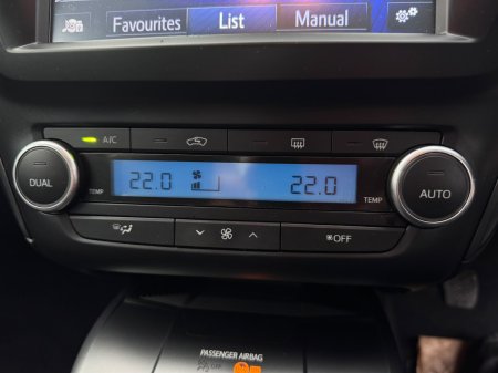2016 Toyota Avensis - photo 26