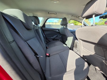2018 Ford Focus - photo 24