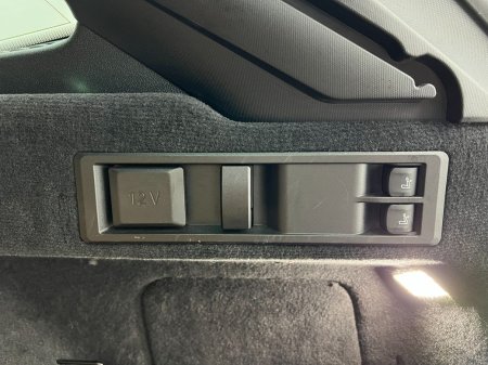2021 BMW 3-Series - photo 18