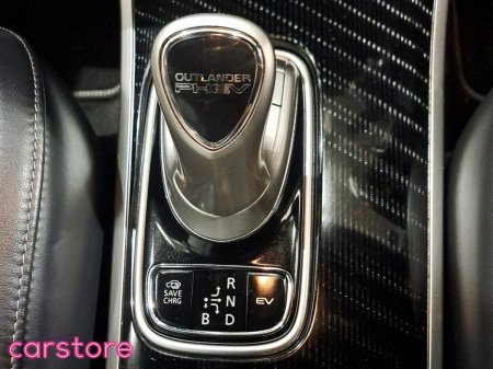 2020 Mitsubishi Outlander - photo 16