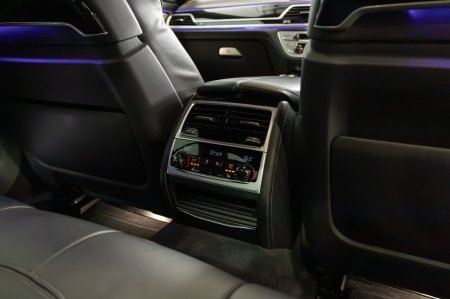 2020 BMW 7-Series - photo 14