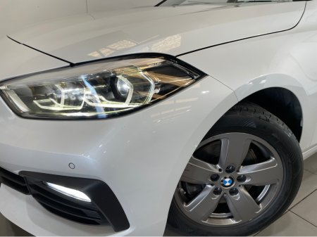 2022 BMW 1-Series - photo 5