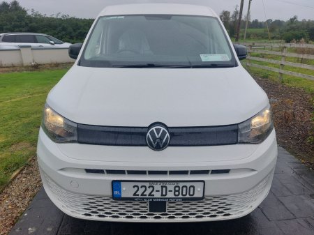 2022 Volkswagen Caddy - photo 2