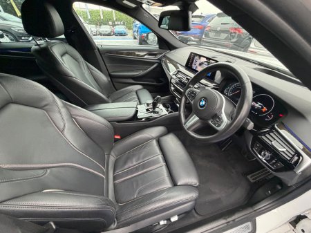 2018 BMW 5-Series - photo 11