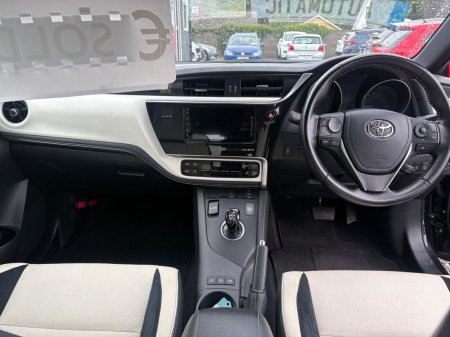 2017 Toyota Auris - photo 13