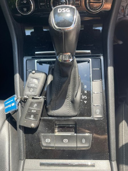 2018 Skoda Superb - photo 13