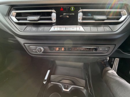 2021 BMW 1-Series - photo 23