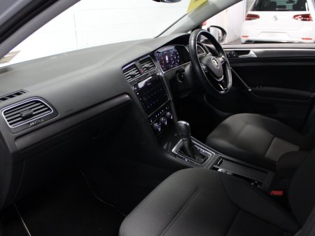 2019 Volkswagen Golf - photo 34