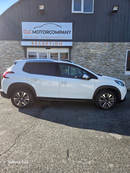 2017 Peugeot 2008 - photo 2