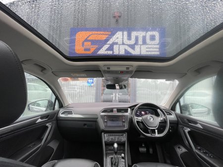 2020 Volkswagen Tiguan - photo 13