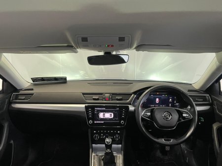 2023 Skoda Superb - photo 3