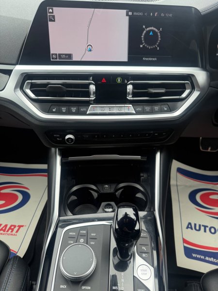 2022 BMW 3-Series - photo 11