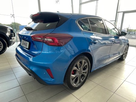 2025 Ford Focus - photo 8