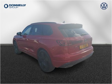 2026 Volkswagen Touareg - photo 3
