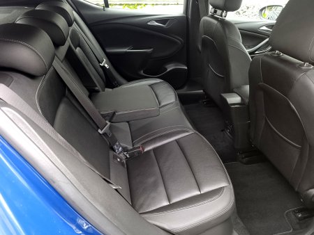 2019 Opel Astra - photo 16