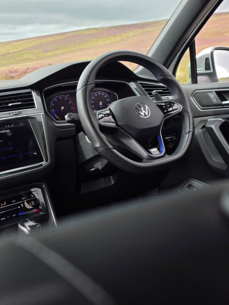 2022 Volkswagen Tiguan - photo 11