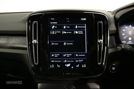 2023 Volvo XC40 - photo 35
