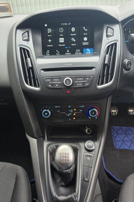 2017 Ford Focus - photo 13