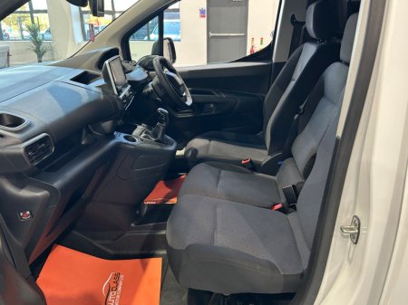 2021 Peugeot Partner - photo 10
