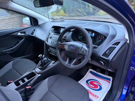 2015 Ford Focus - photo 14