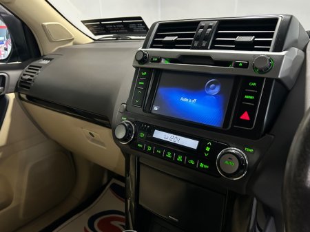 2015 Toyota Land Cruiser - photo 9