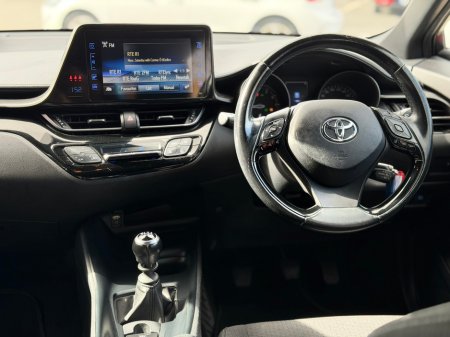 2017 Toyota C-HR - photo 11