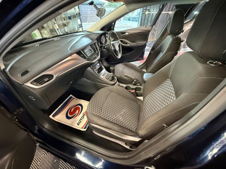 2019 Vauxhall Astra - photo 14
