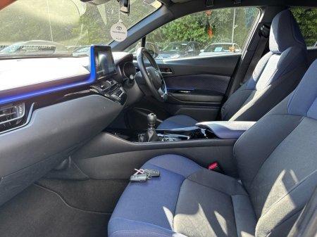 2017 Toyota C-HR - photo 6