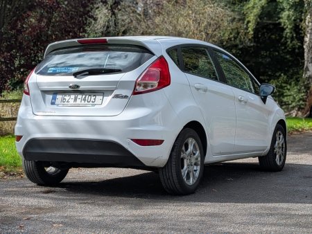 2016 Ford Fiesta - photo 5