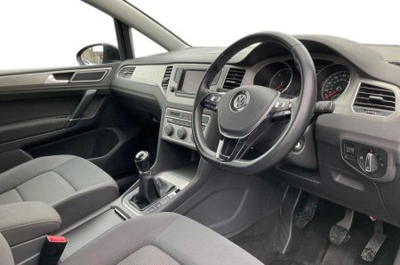 2015 Volkswagen Golf SV - photo 9