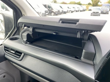 2026 Ford Tourneo Custom - photo 29