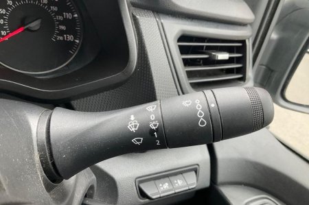 2023 Renault Trafic - photo 26