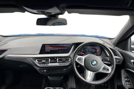 2023 BMW 1-Series - photo 11