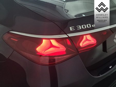 2025 Mercedes-Benz E-Class - photo 8