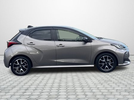 2020 Toyota Yaris - photo 11